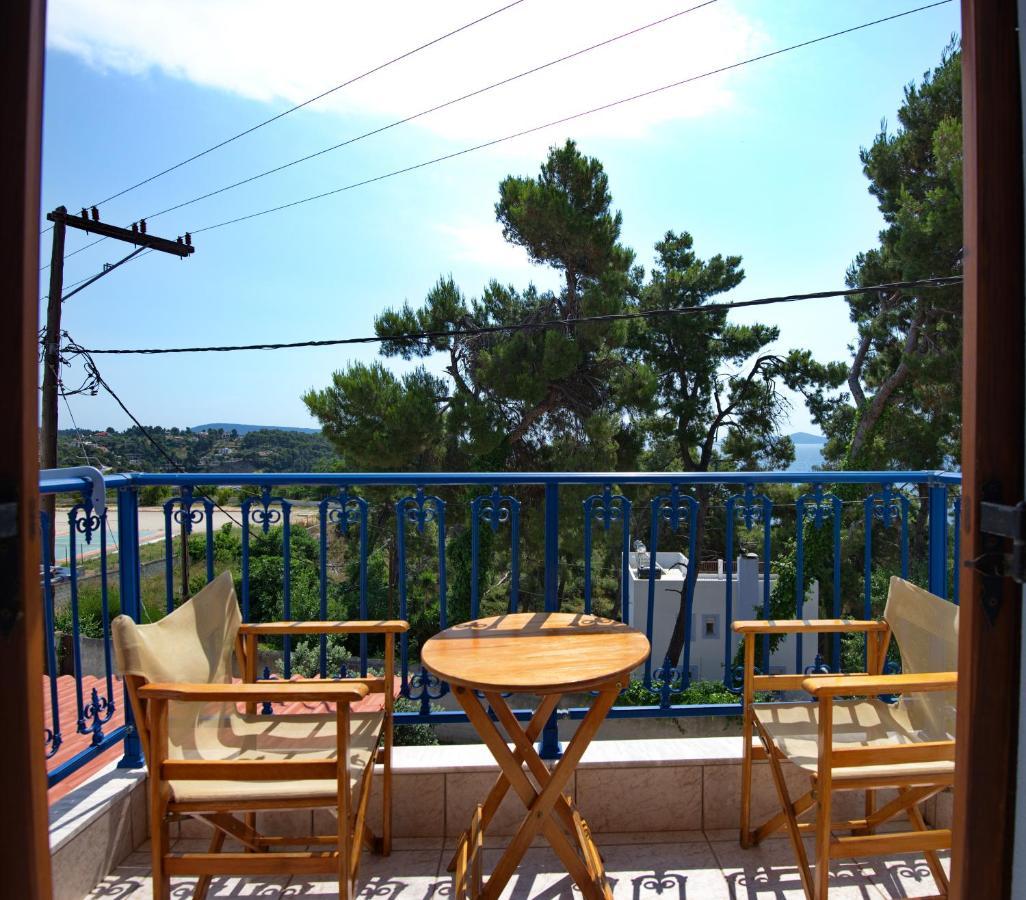 Kavos Apartments Alonissos Patitiri  Exterior photo